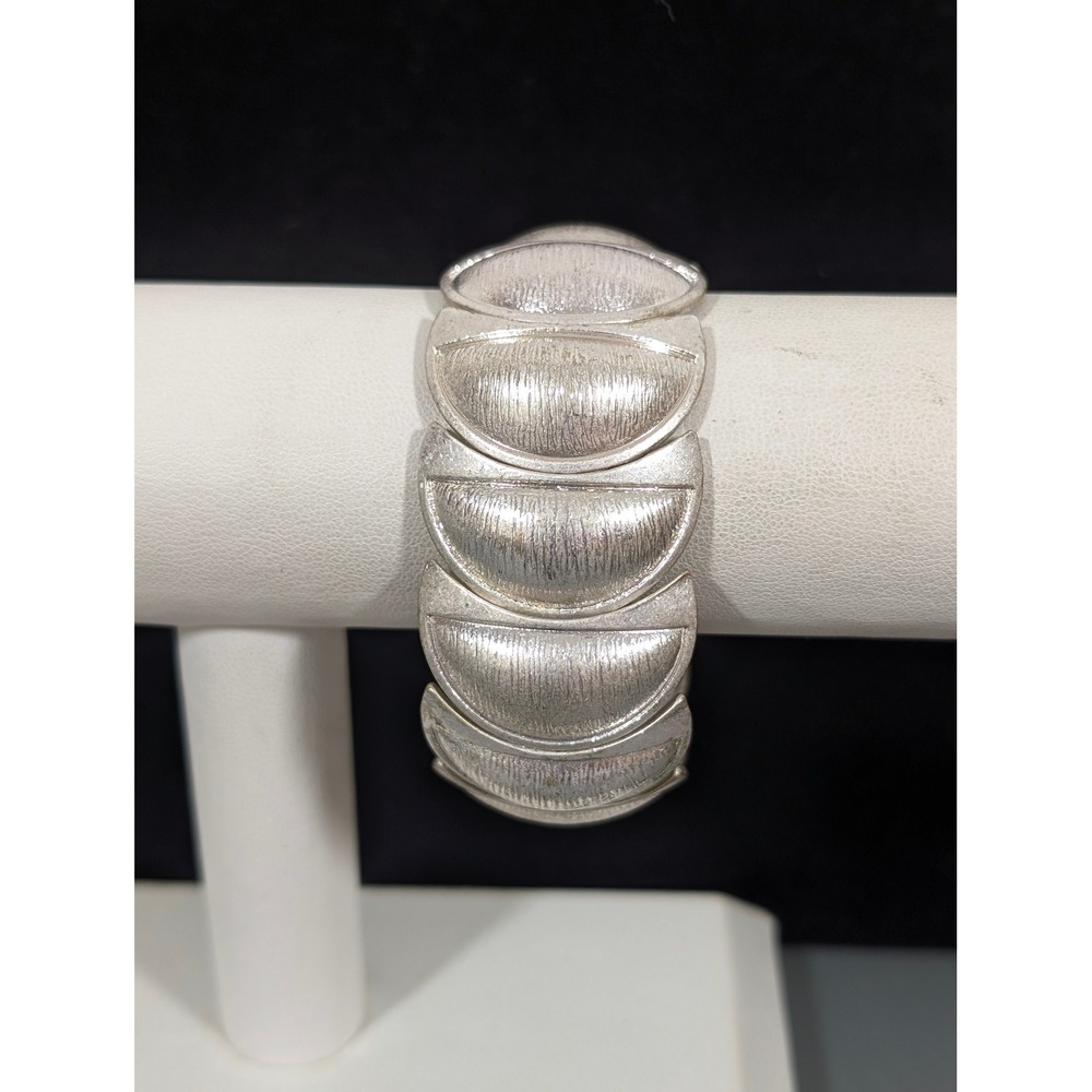 Chunky Brushed Silver Tone Disc Stretch Bracelet‎ 7" Modern
